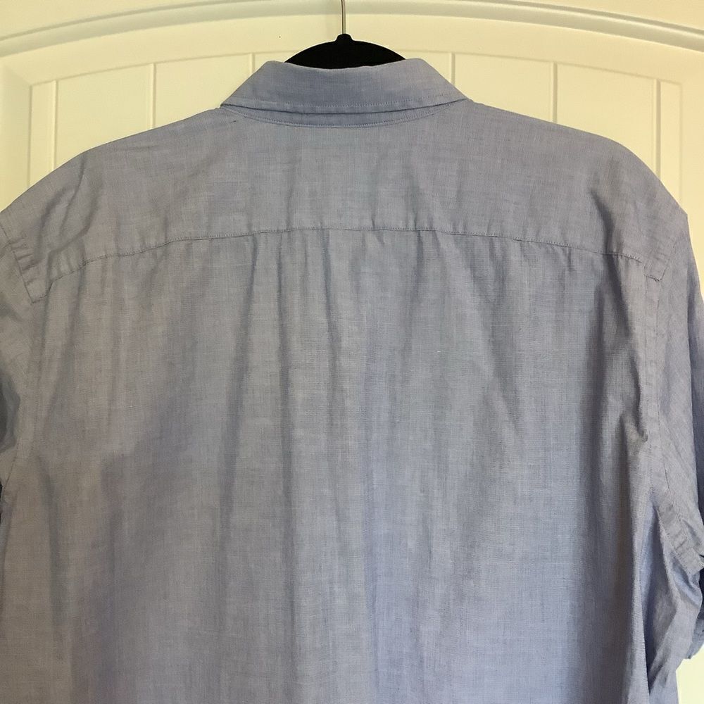Banana Republic Slim‎ Fit Button Down - Picture 5 of 6